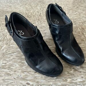 A2 by Aerosoles Heels Size 5.5
